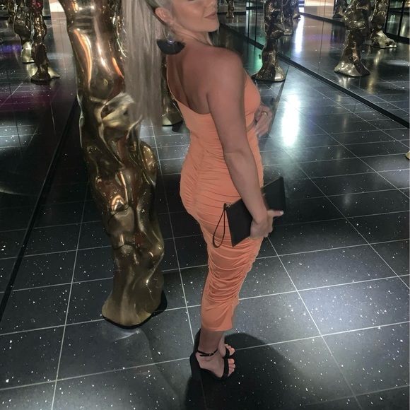 Orange two piece skirt set - Picture 3 of 3